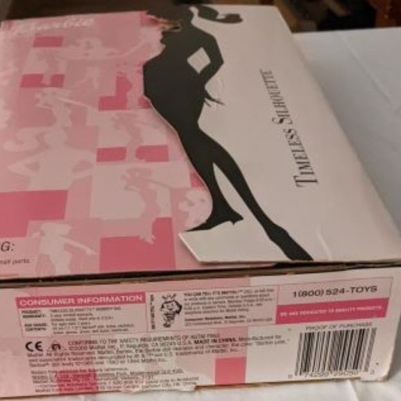 Barbie Timeless Silhouette - Picture 6 of 9